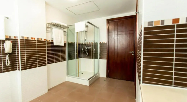 Люкс с видом на город Best Western Premier Accra Airport Hotel