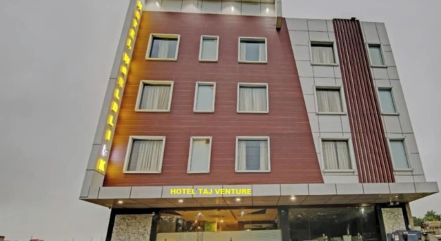 Hotel Taj Venture Near Taj Mahal Agra, Забронировать Отель Отели Таджгандж 3 звезды, 3*