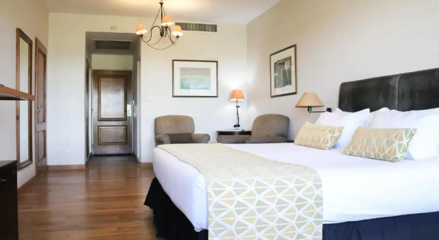 Четырёхместный номер Superior Wyndham Garden Luján