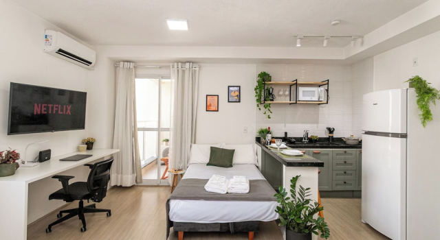 Moderno com AC piscina e academia