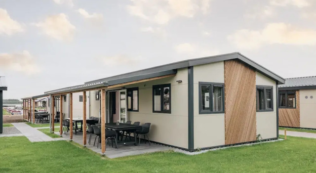 Chalet With Private Jetty, Rezerwuj Chalet Giethoorn Salland