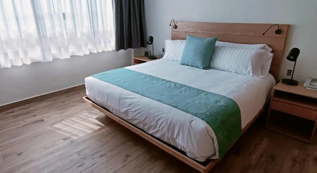 Люкс Sunrock Hotel and Suites