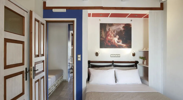 Люкс с балконом Polikandia Hotel