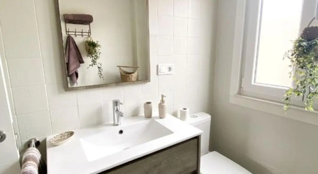 Bright Apartment In The Center Of Santander, Забронировать Апартаменты/квартира Апартаменты Сантандера, рядом с Музей доисторической эпохи и археологии провинции Кантабрия, Апартаменты/квартира