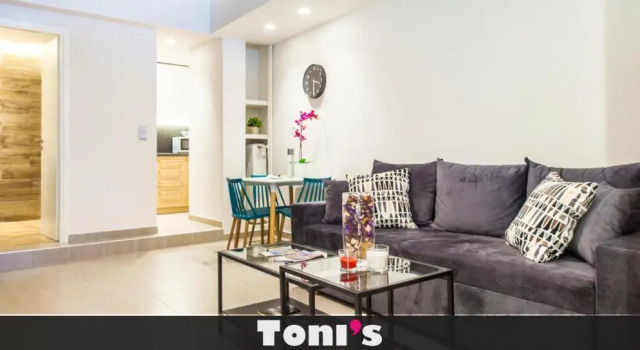 TONI'S Studio Syntagma, 1 min from Metro station