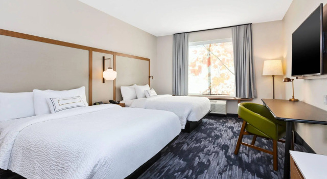 Четырёхместный люкс Fairfield Inn & Suites by Marriott Cincinnati Airport South/Florence