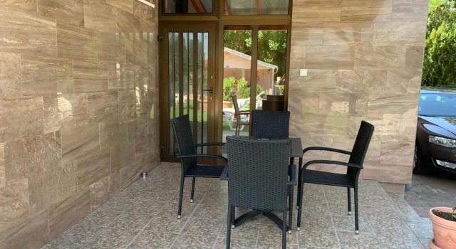 Mediterán Fedett Medencés Apartmanház, Забронировать Апартаменты/квартира Сантод Шомодь, рядом с Szantod Ferry