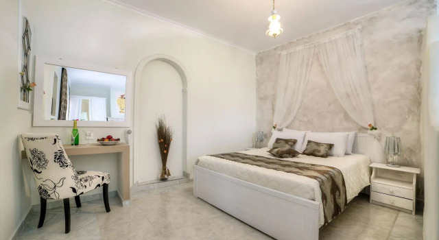 Pantheon Hotel