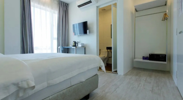 Номер Deluxe с красивым видом из окна Aloha Hotel SDN BHD