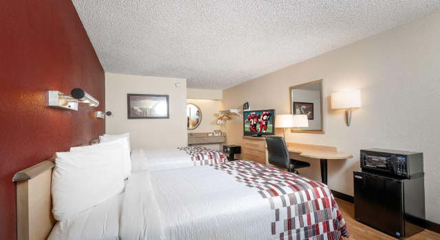 Red Roof Inn Tampa Fairgrounds – Casino