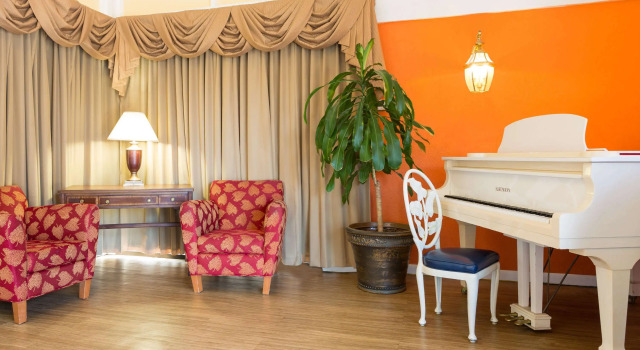 Howard Johnson by Wyndham Williamsburg