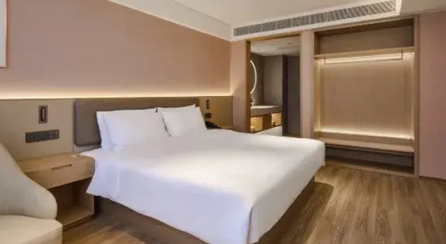 Люкс Starway Hotel (Chenggu New Century Plaza)
