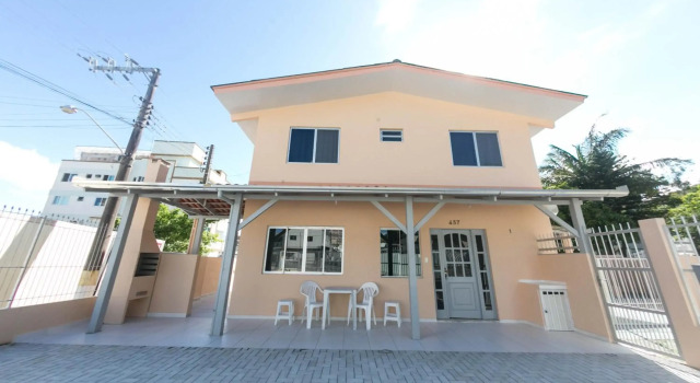 DS1 - CASA COM PISCINA PRIVATIVA - 2 dorm - PRAIA DE MEIA PRAIA - BRUNO KLEMTZ - 10 x sem juros no cartão