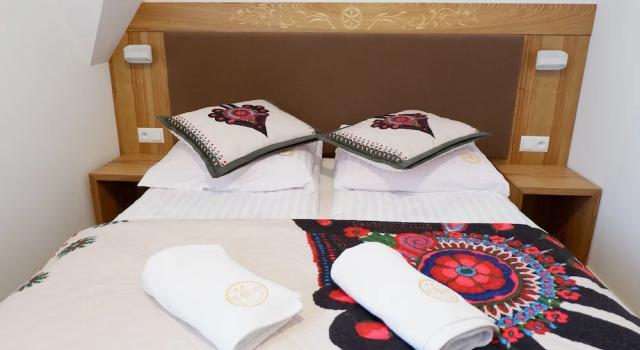 Трёхместный номер Deluxe Pod Tatrami 1 & SPA - Komfortowe Noclegi z wyżywieniem, blisko Term Bania