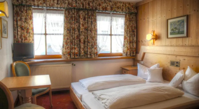 Двухместный номер Standard Hotel Hölzer Bräu by Lehmann Hotels
