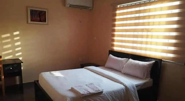 Camera Standard Omooke Hotel