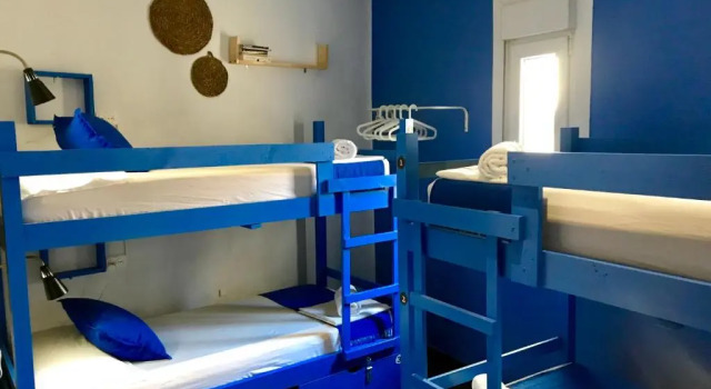 Кровать в общем номере Oasis Backpackers Toledo
