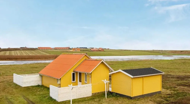 Коттедж 4 person holiday home in Lemvig