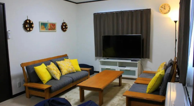 Коттедж с 4 комнатами Alpine Chalets Hakuba