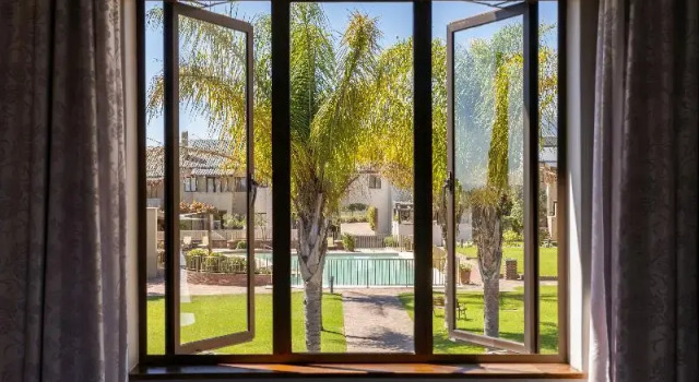 Люкс Devonvale Golf & Wine Estate