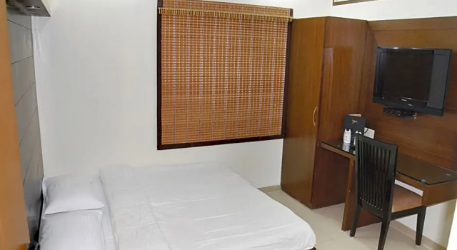 Номер Standard FabHotel Station 3
