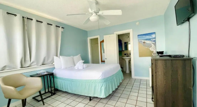 Номер Standard St Maurice Beach Inn