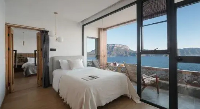 Люкс Premium Pushu · All Lakeview Resort Villa (Lugu Lake Daluoishui Branch)