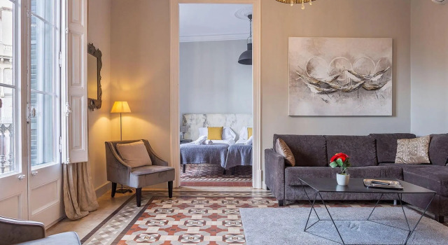 Luxurious apartment for 7 people recently renovated in the center of Barcelona, Забронировать Апартаменты/квартира Барселона провинция Барселона, рядом с Jove Regina Theatre