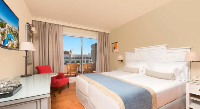 Семейный номер с 2 комнатами Hotel Fuerte Conil-Resort