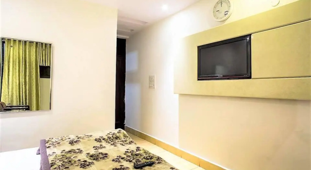 Hotel Kanchan, Забронировать Отель Отели Джамму и Кашмира с парковкой, Парковка