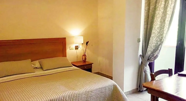 Albergo Villa Riccio, Prenota Villa Ville a Lazio, Villa