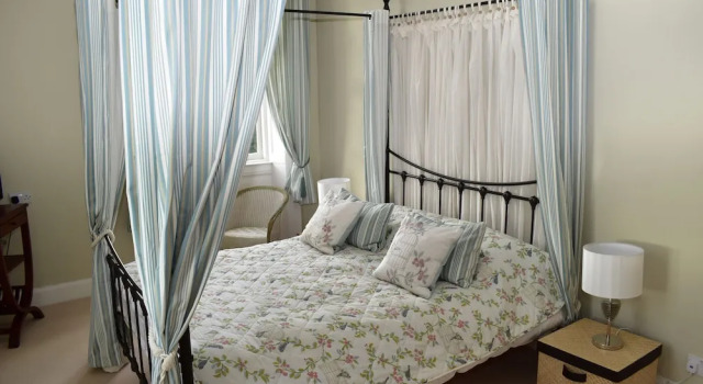 Pool House Retreat, Забронировать Отель Отели Вустершир 4 звезды, 4*