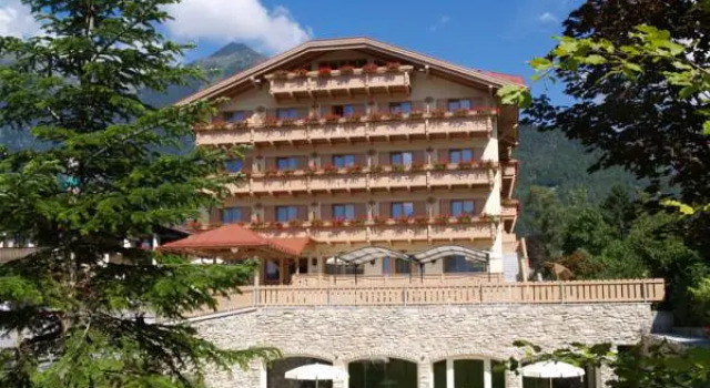 Номер Standard Beverly Alps Hotel & Spa