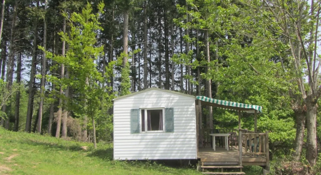 Camping des Etoiles - Mobil-Home, Book Campground Najac Aveyron