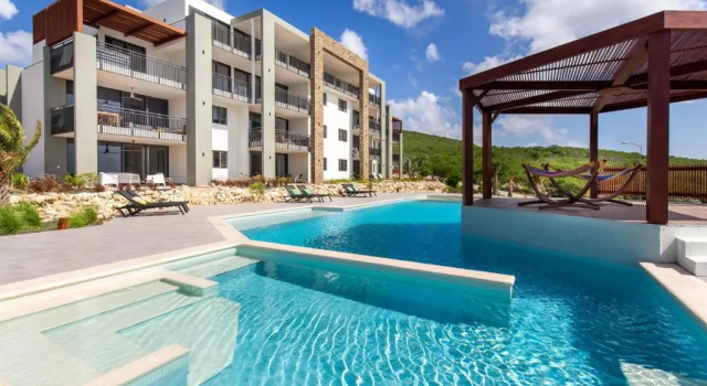 Апартаменты Coral Estate Rentals