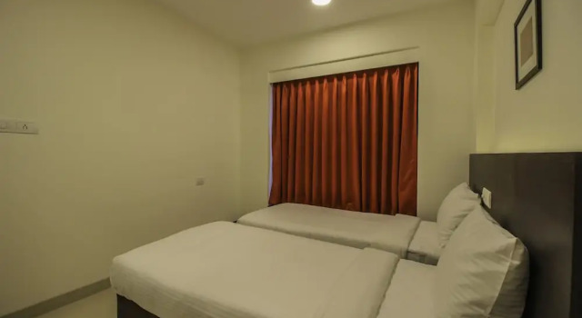 OYO 10496 Home Exotic 2 BHK Siolim, Rezervovat Hotel Hotely v Mapusa s bazénem, Bazén