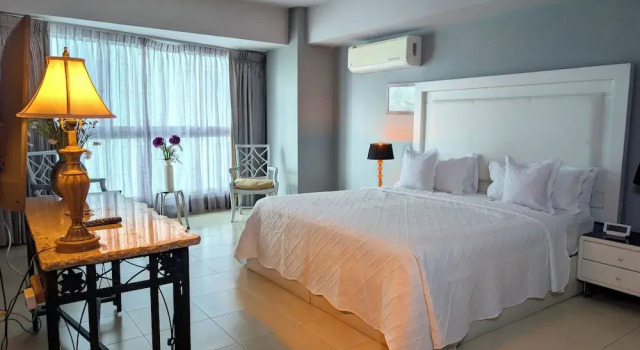 YC 2307 l Av Balboa 2 BDR Bay view, Réserver Appartement Balboa Province de Panama