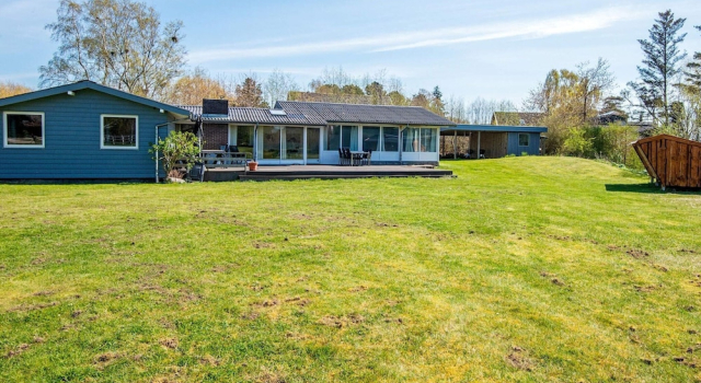 Коттедж 4 star holiday home in Knebel