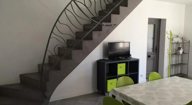 Коттедж Champagne BNB - La Source