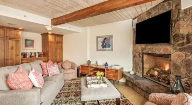 Deluxe Two Bedroom - Aspen Alps #504, Забронировать Отель Отели Аспен с бассейном, рядом с Театр "Айсис", Бассейн