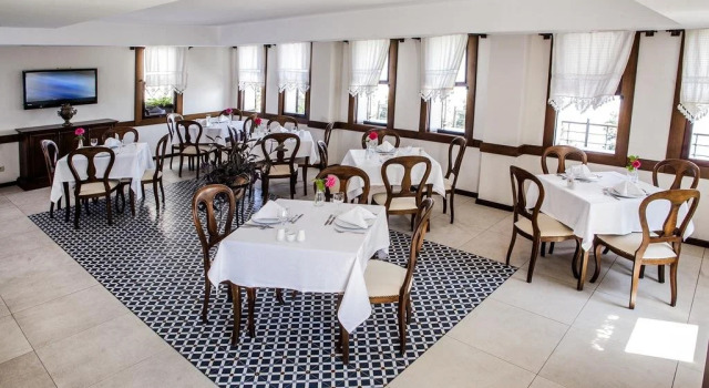 Ikizevler Karlibel, Rezerwuj Hotel Hotele w Ordu z parkingiem, Parking