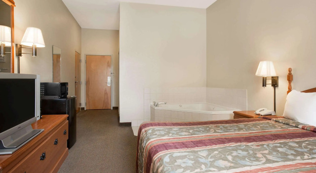 Sleep Inn & Suites Tuscaloosa East