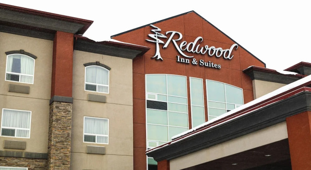 Redwood Inn & Suites, Rezerwuj Hotel Grande Prairie Northern Alberta