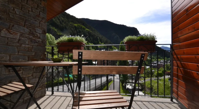 Апартаменты с видом на горы Apartaments Sant Moritz