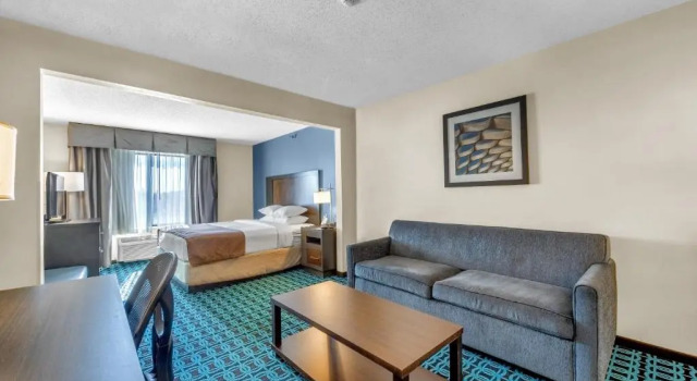 Номер Standard Wingate by Wyndham Chicago Schaumburg
