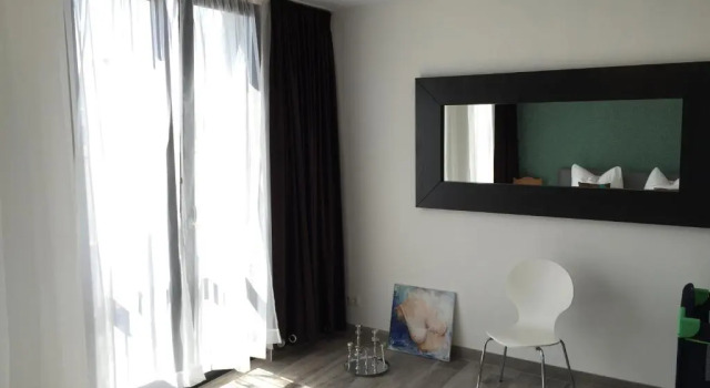 Апартаменты с балконом и с красивым видом из окна Ferienwohnung Seeblick Zwenkau