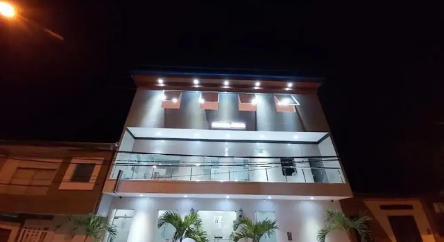 Hotel Fenix, Rezervovat Hotel Hotely v Iquitos Region s parkováním, Parkování