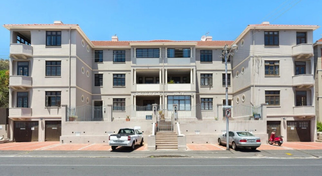 Chesterfield House 7, Забронировать Отель Отели Cape Peninsula с парковкой, Парковка