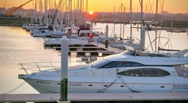 Апартаменты Villa Creole 0308 Luxe appartement met verwarmd zwembad Nieuwpoort Jachthaven