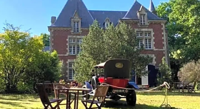 Domaine de la Croix de Saint Lambert, Réserver Hôtel Hôtels à Great Eastern Region avec parking, Parking